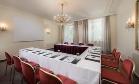 Precise Tale Badischer Hof Baden-Baden
