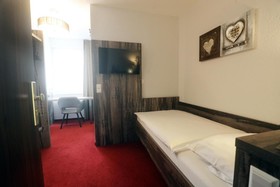 Stadthotel Miya