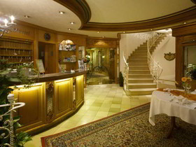 Flair Hotel Weinstube Lochner