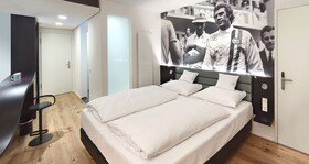 V8 HOTEL Motorworld Region Stuttgart, BW Premier Collection