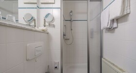 PLAZA Hotel Blankenburg Ditzingen, Sure Hotel Collection