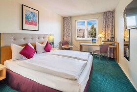 PLAZA Hotel Blankenburg Ditzingen, Sure Hotel Collection