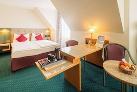 PLAZA Hotel Blankenburg Ditzingen, Sure Hotel Collection