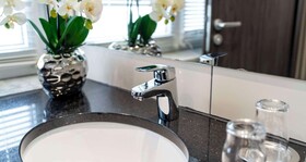 PLAZA Hotel Blankenburg Ditzingen, Sure Hotel Collection
