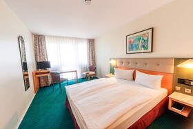 PLAZA Hotel Blankenburg Ditzingen, Sure Hotel Collection