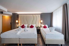 PLAZA Hotel Blankenburg Ditzingen, Sure Hotel Collection