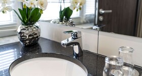 PLAZA Hotel Blankenburg Ditzingen, Sure Hotel Collection