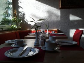 Hotel Leo