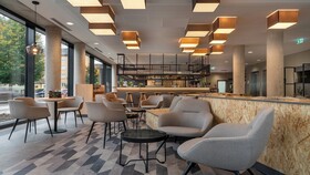 Holiday Inn - the niu, Timber Esslingen