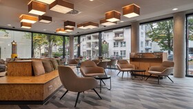 Holiday Inn - the niu, Timber Esslingen