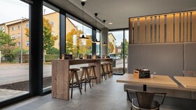Holiday Inn - the niu, Timber Esslingen