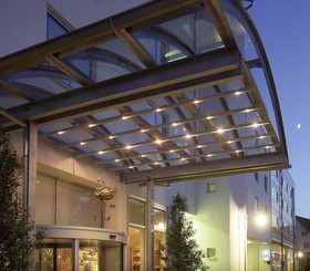 Hotel Schwanen Stuttgart-Airport / Messe