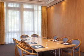 Hotel Schwanen Stuttgart-Airport / Messe