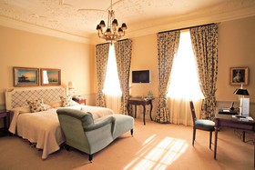 Wald & Schlosshotel Friedrichsruhe