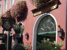 Hip-Hotel