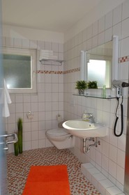 Neu Heidelberg Guesthouse & Apartments