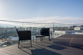SUYTES Business Studios