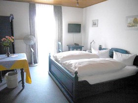 Hotel-Gasthof-Destille Eisenbahn