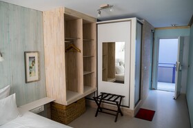 Abalon Hotel Ideal