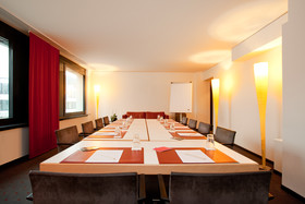 Vienna House Easy by Wyndham Stuttgart