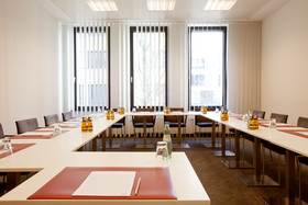 Vienna House Easy by Wyndham Stuttgart