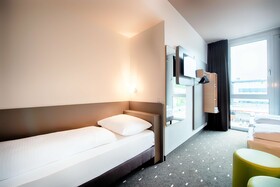 B&B Hotel Stuttgart-Neckarhafen