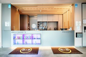 B&B Hotel Stuttgart-Neckarhafen