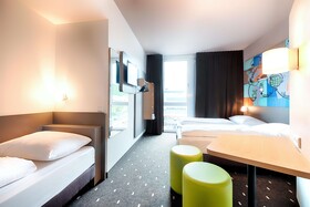 B&B Hotel Stuttgart-Neckarhafen