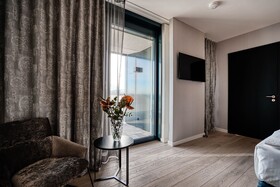 CLOUD N°7 APARTMENTS