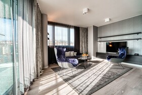 CLOUD N°7 APARTMENTS