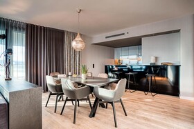 CLOUD N°7 APARTMENTS