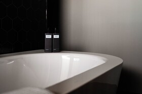 CLOUD N°7 APARTMENTS