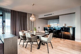 CLOUD N°7 APARTMENTS