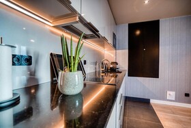 CLOUD N°7 APARTMENTS