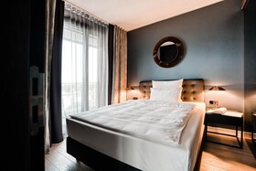 CLOUD N°7 APARTMENTS