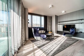 CLOUD N°7 APARTMENTS