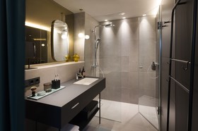 Emilu Hotel