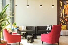 Holiday Inn - the niu, Form Stuttgart Feuerbach