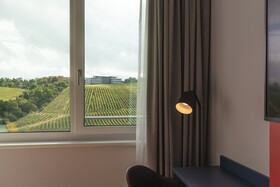 Holiday Inn - the niu, Form Stuttgart Feuerbach