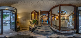 Hotel Astro