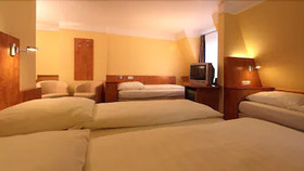 Hotel Astro