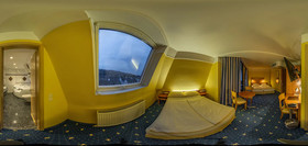 Hotel Astro