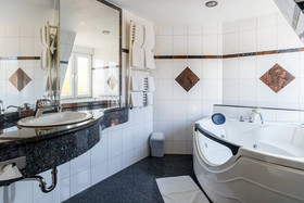 Hotel Astro