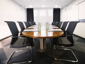 Mövenpick Hotel Stuttgart Airport