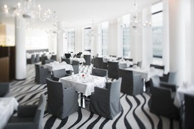 Mövenpick Hotel Stuttgart Airport