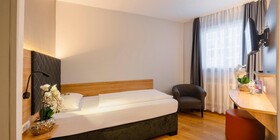 PLAZA INN Rieker Stuttgart Hauptbahnhof