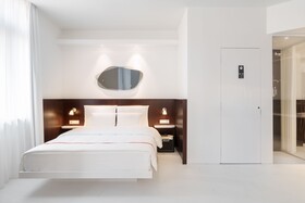Ruby Hanna Hotel