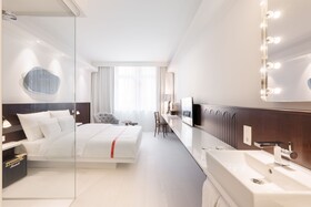 Ruby Hanna Hotel