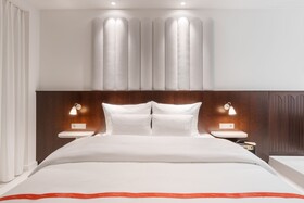 Ruby Hanna Hotel