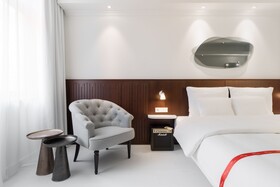 Ruby Hanna Hotel